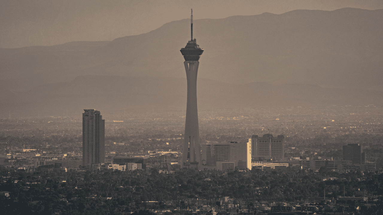 Top 5 Outdoor Adventures Near Las Vegas