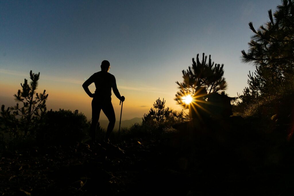 A serene sunrise view from Mount Charleston, perfect for early morning hiking enthusiasts. — outdoor activities Las Vegas