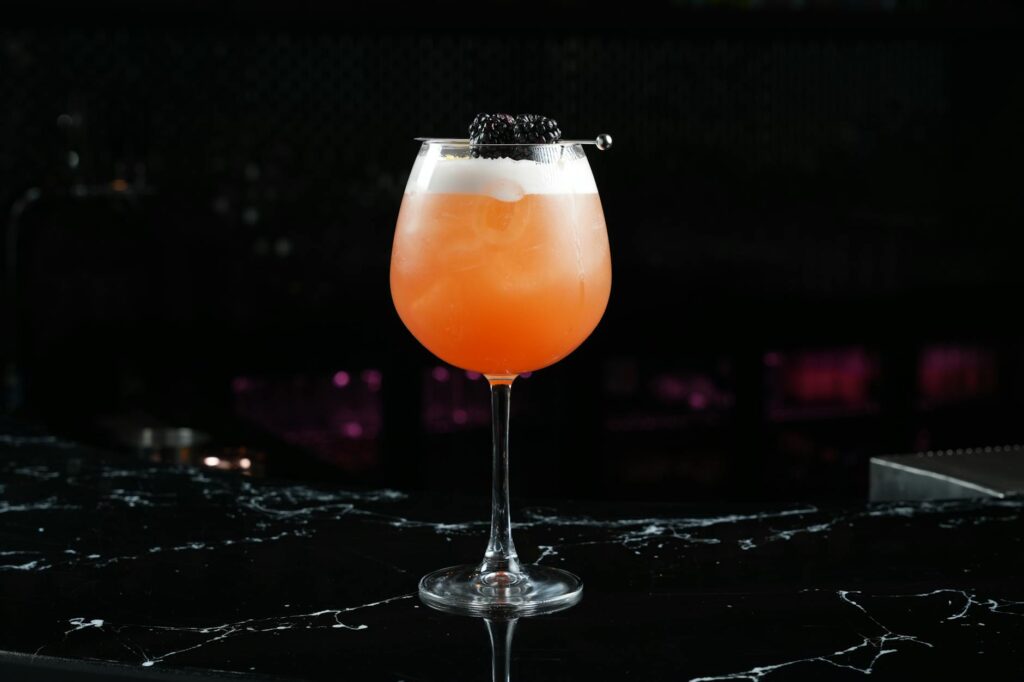 A stylish cocktail served at one of the trendy Vegas bars, highlighting unique presentation. — Las Vegas nightlife guide