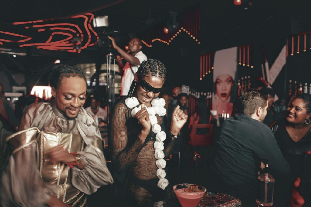A stylish group of friends enjoying a night out in a trendy Las Vegas nightclub. — Las Vegas nightlife clubs