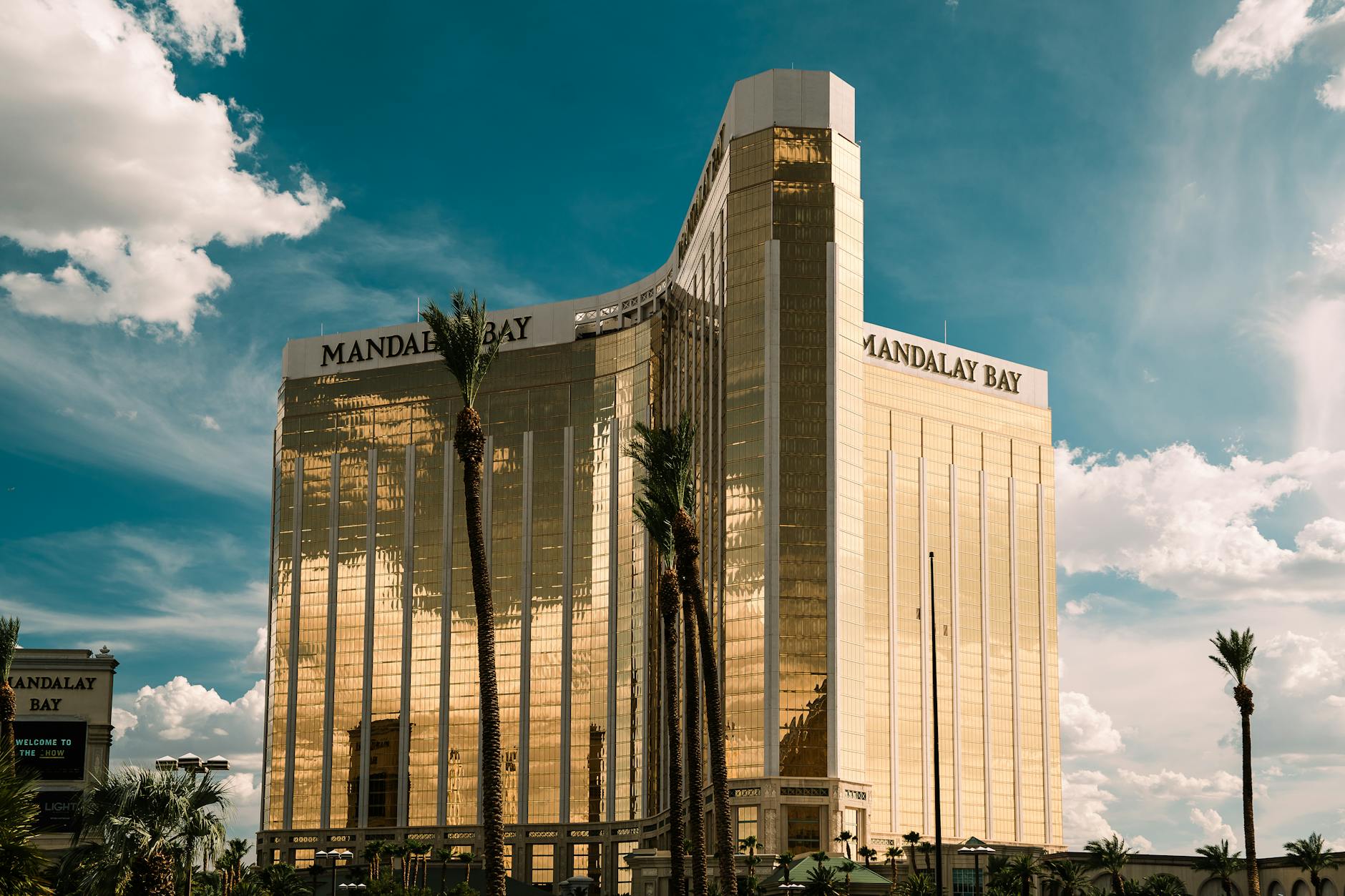 Vegas weekend getaway budget
