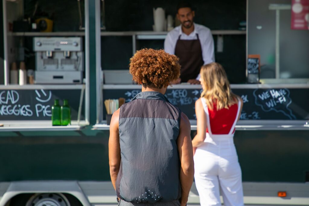 A bustling food truck scene showcasing diverse cuisine options. — best restaurants Las Vegas