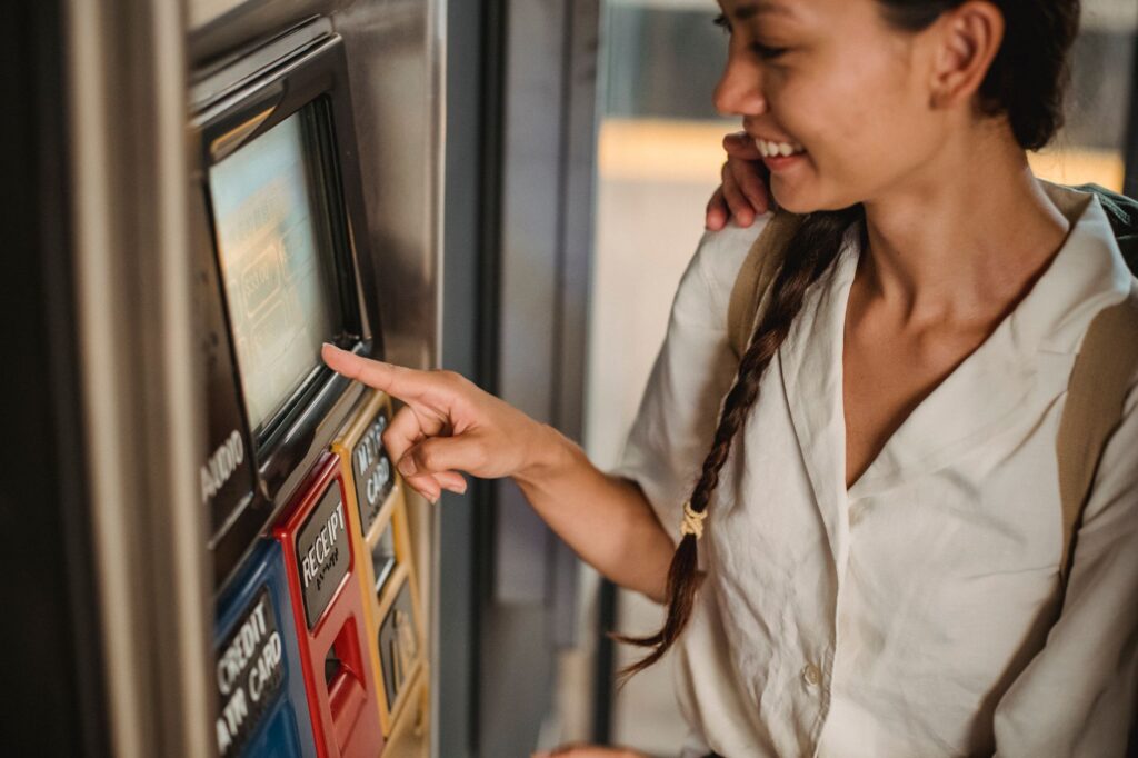 A close-up of the Las Vegas public transportation ticket vending machine. — Las Vegas public transportation guide