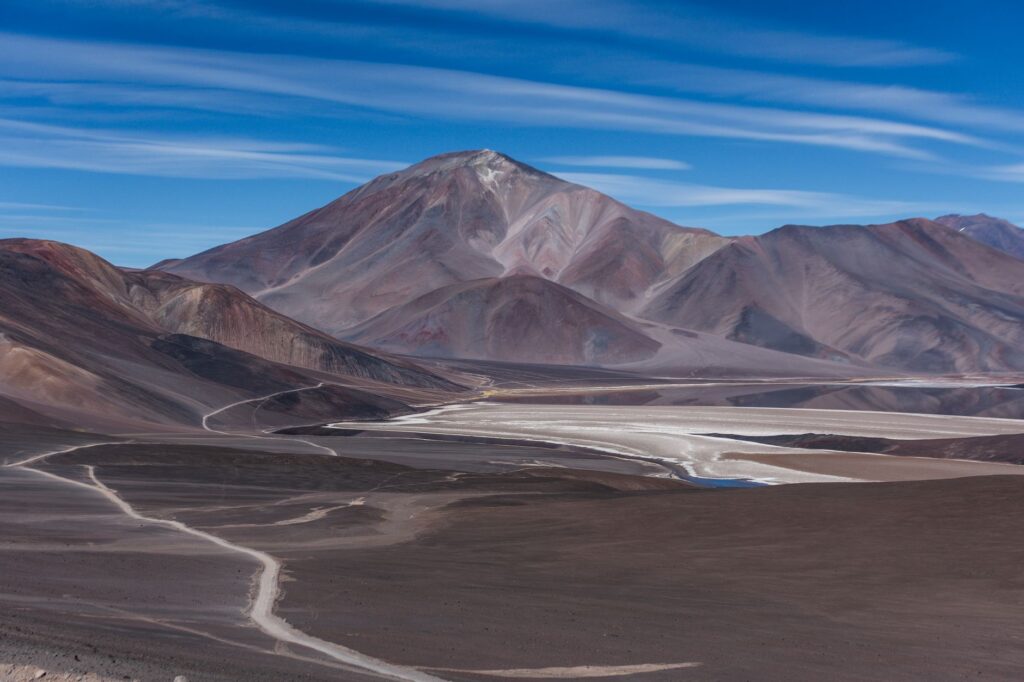 A scenic hiking trail with a stunning desert landscape — hidden gems Las Vegas