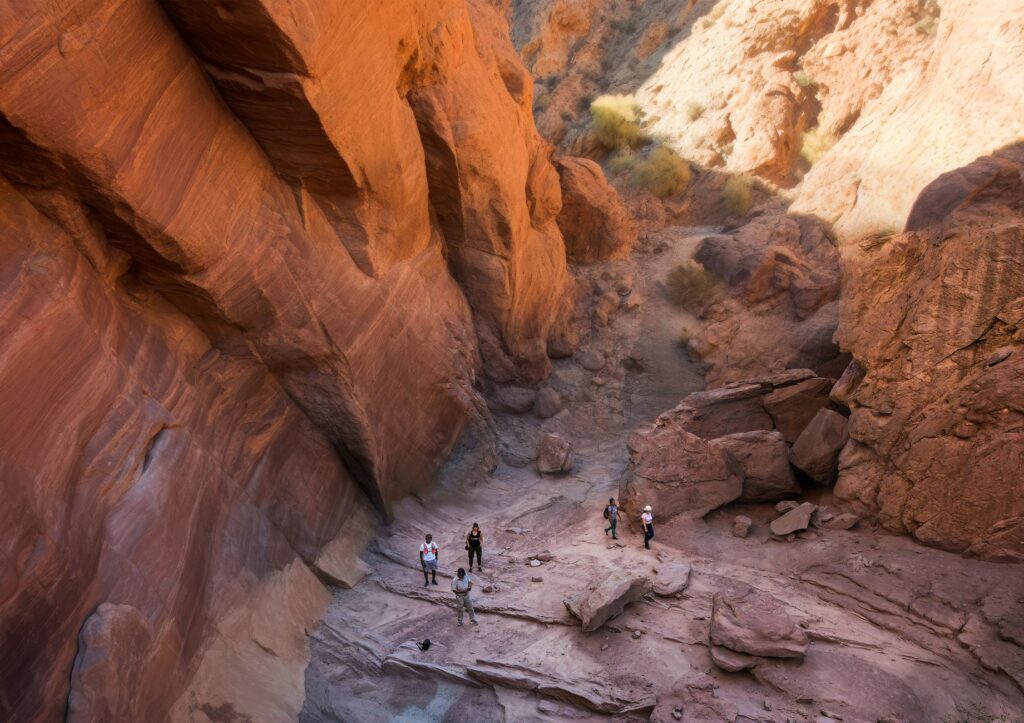 A serene hiking trail in the Red Rock Canyon, illustrating off-the-beaten-path outdoor activities — hidden gems in Las V…