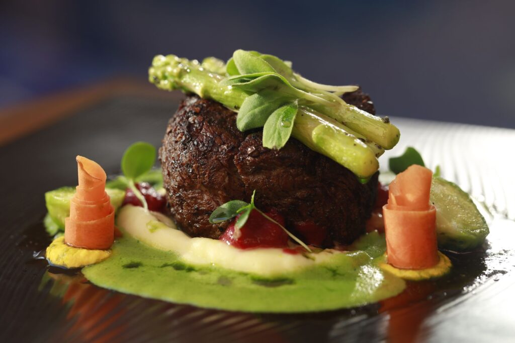 A mouthwatering dish from a popular Las Vegas restaurant, highlighting the diverse culinary options. — weekend getaway L…