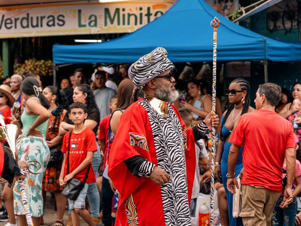 A vibrant outdoor summer festival in Las Vegas with local vendors — outdoor activities Las Vegas summer