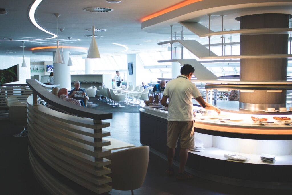 Interior shot of a popular restaurant within Harry Reid Airport. — las vegas airport guide