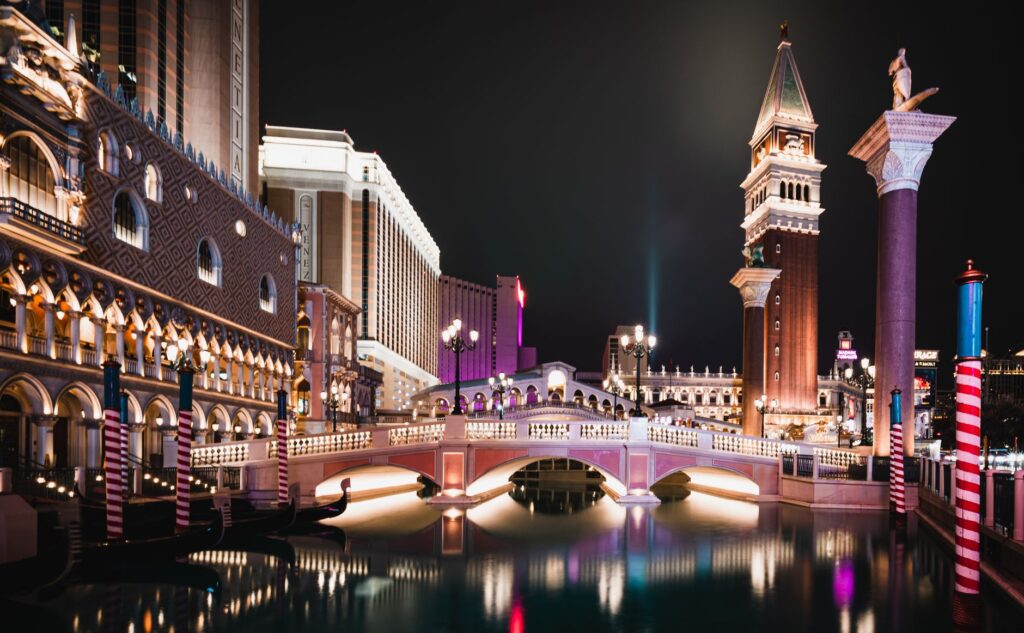 A panoramic view of the iconic Las Vegas Strip at night, showcasing the vibrant lights and attractions. — Las Vegas attr…