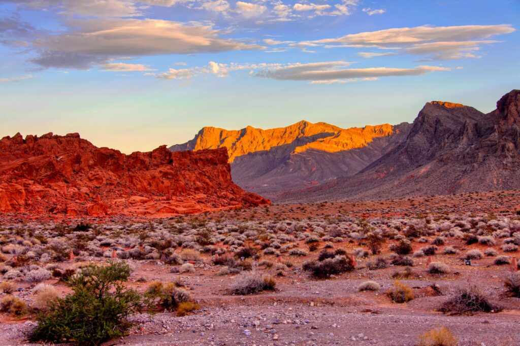 A scenic view of the Las Vegas desert landscape during sunset, highlighting the best time to visit Las Vegas.