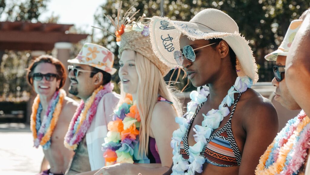 A sunny day at a Las Vegas pool, with guests enjoying the warm weather and vibrant atmosphere. — best time to visit Las …