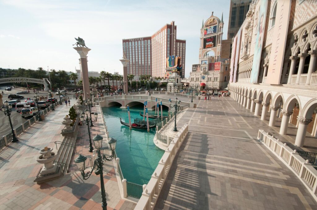 Winter in Las Vegas with holiday decorations, showcasing fewer tourists. — best time to visit Las Vegas